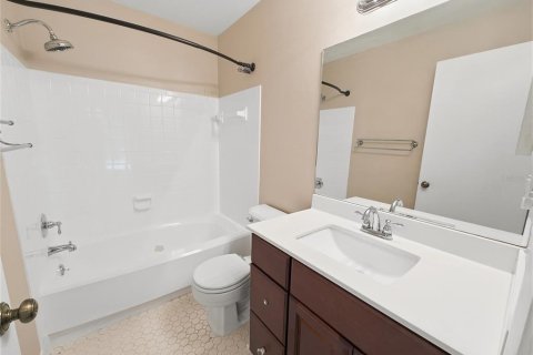 Villa ou maison à vendre à Spring Hill, Floride: 2 chambres, 122.17 m2 № 2430931 - photo 22