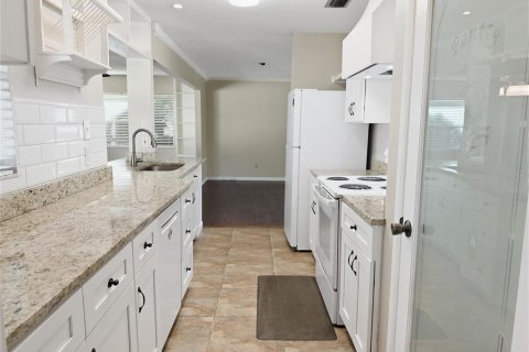 Villa ou maison à vendre à Spring Hill, Floride: 2 chambres, 122.17 m2 № 2430931 - photo 10