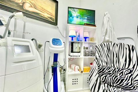 Immobilier commercial à vendre à Miami, Floride № 1959548 - photo 26