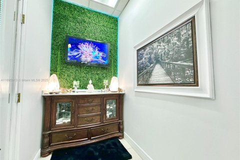 Immobilier commercial à vendre à Miami, Floride № 1959548 - photo 30