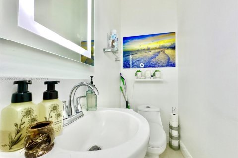 Immobilier commercial à vendre à Miami, Floride № 1959548 - photo 21