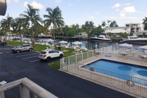 Condominio en venta en Fort Lauderdale, Florida, 1 dormitorio, 65.4 m2 № 1709721 - foto 9