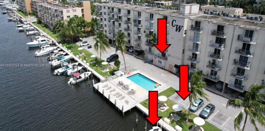 Condominio en Fort Lauderdale, Florida, 1 dormitorio  № 1709721