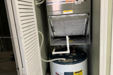 Condominio en venta en Homestead, Florida, 3 dormitorios, 95.13 m2 № 1977737 - foto 23