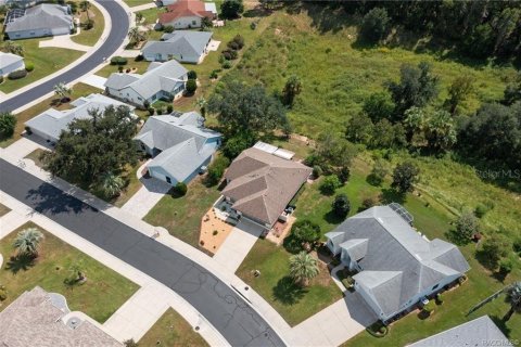 House in Hernando, Florida 3 bedrooms, 138.98 sq.m. № 2393570 - photo 4