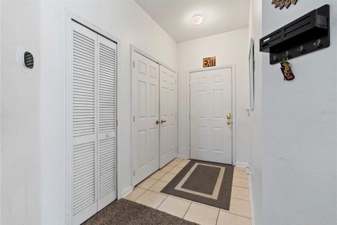 Купить кондоминиум в Киссимми, Флорида 5 комнат, 130.25м2, № 2091595 - фото 19