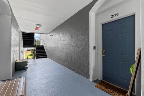 Купить кондоминиум в Киссимми, Флорида 5 комнат, 130.25м2, № 2091595 - фото 20