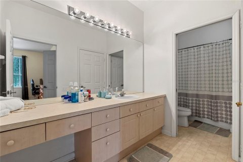 Купить кондоминиум в Киссимми, Флорида 5 комнат, 130.25м2, № 2091595 - фото 15