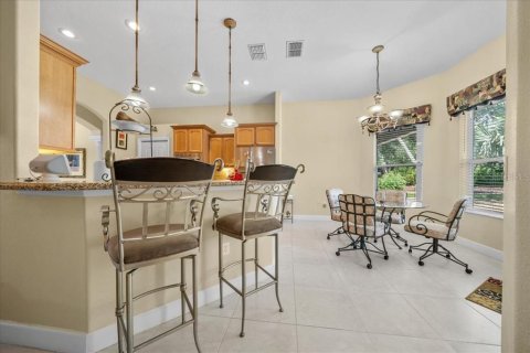 House in Weeki Wachee, Florida 3 bedrooms, 219.62 sq.m. № 1882825 - photo 22