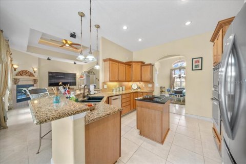 House in Weeki Wachee, Florida 3 bedrooms, 219.62 sq.m. № 1882825 - photo 21