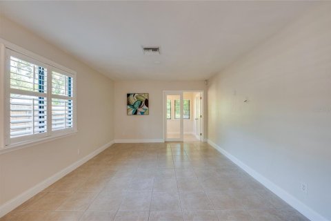 Townhouse in Port Orange, Florida 2 bedrooms, 109.16 sq.m. № 1677139 - photo 8