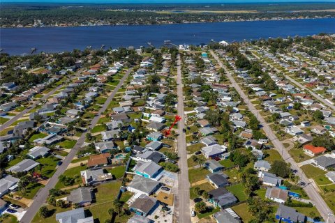 House in Ormond Beach, Florida 2 bedrooms, 49.05 sq.m. № 2428826 - photo 30