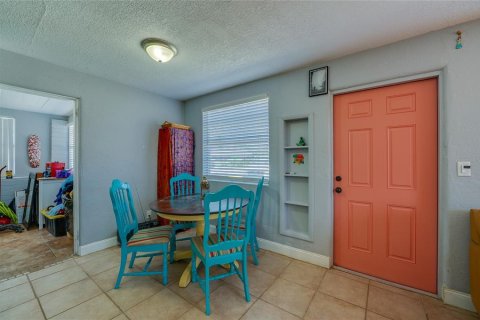House in Ormond Beach, Florida 2 bedrooms, 49.05 sq.m. № 2428826 - photo 3