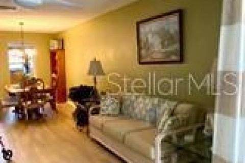 House in Clearwater, Florida 1 bedroom, 90.49 sq.m. № 2210565 - photo 9