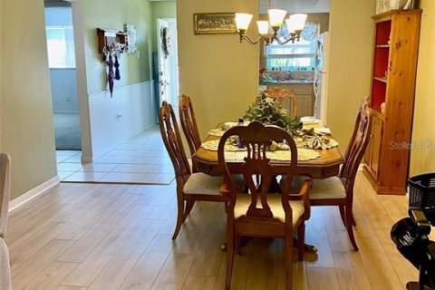House in Clearwater, Florida 1 bedroom, 90.49 sq.m. № 2210565 - photo 8