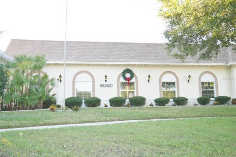 House in Clearwater, Florida 1 bedroom, 90.49 sq.m. № 2210565 - photo 23