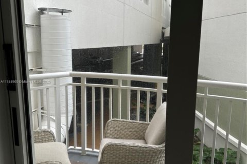 Condominio en venta en Hallandale Beach, Florida, 2 dormitorios, 117.99 m2 № 1934173 - foto 20