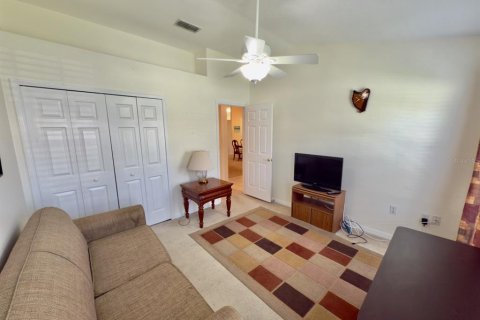 House in Hudson, Florida 2 bedrooms, 124.58 sq.m. № 1785562 - photo 3
