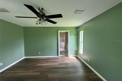 House in Rotonda, Florida 3 bedrooms, 151.62 sq.m. № 1359666 - photo 15