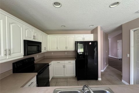 House in Rotonda, Florida 3 bedrooms, 151.62 sq.m. № 1359666 - photo 13