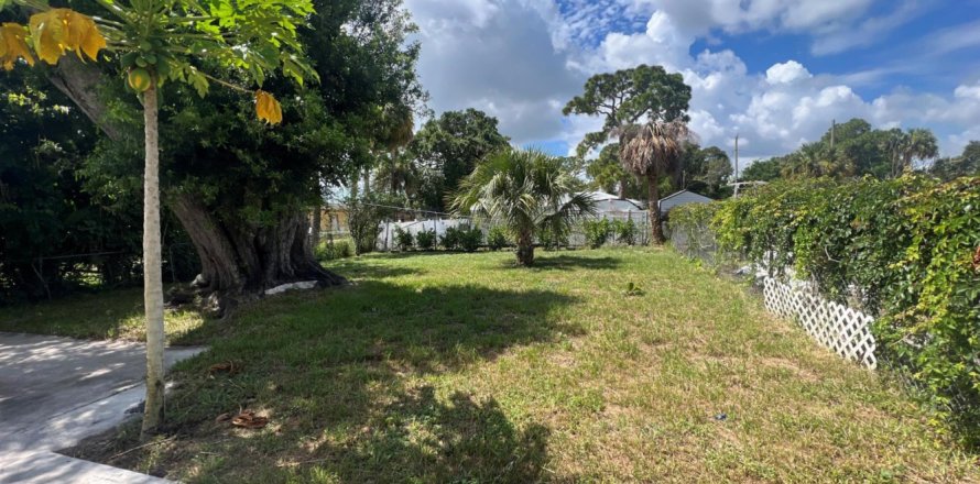 Casa en Fort Pierce, Florida 3 dormitorios, 108.51 m2 № 1146069