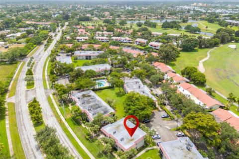 Condo in Weston, Florida, 2 bedrooms  № 1971724 - photo 29