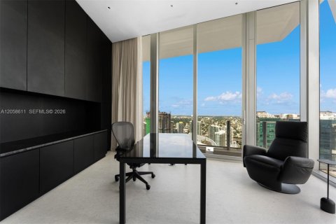 Copropriété à louer à Miami, Floride: 5 chambres, 899.39 m2 № 2265580 - photo 12