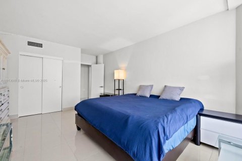 Copropriété à vendre à Miami Beach, Floride: 4 chambres, 285.21 m2 № 2061682 - photo 9