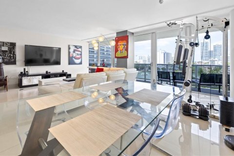 Copropriété à vendre à Miami Beach, Floride: 4 chambres, 285.21 m2 № 2061682 - photo 2