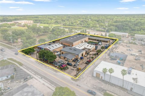 Propiedad comercial en venta en Sanford, Florida № 2154095 - foto 11