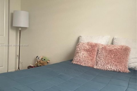 Купить таунхаус в Хомстед, Флорида 3 спальни, 157.47м2, № 1983540 - фото 12