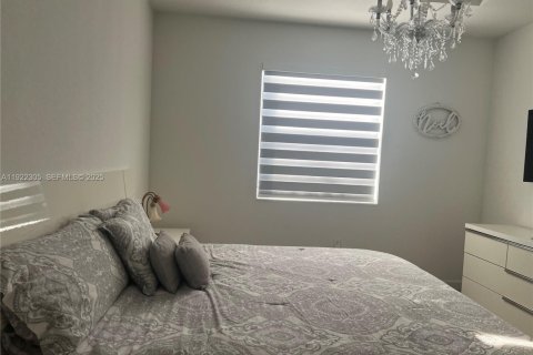 Купить таунхаус в Хомстед, Флорида 3 спальни, 157.47м2, № 1983540 - фото 14