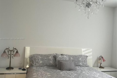 Купить таунхаус в Хомстед, Флорида 3 спальни, 157.47м2, № 1983540 - фото 15