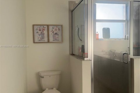 Купить таунхаус в Хомстед, Флорида 3 спальни, 157.47м2, № 1983540 - фото 17