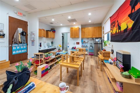 Купить коммерческую недвижимость в Тамарак, Флорида № 2025498 - фото 25