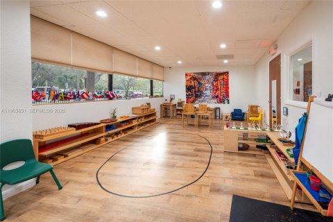 Купить коммерческую недвижимость в Тамарак, Флорида № 2025498 - фото 24