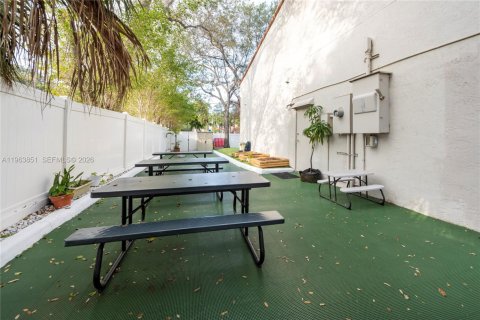 Купить коммерческую недвижимость в Тамарак, Флорида № 2025498 - фото 29