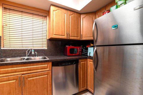 Condominio en venta en Miami, Florida, 1 dormitorio, 65.03 m2 № 2012190 - foto 14