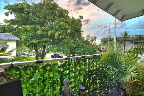 Condominio en venta en Miami, Florida, 1 dormitorio, 65.03 m2 № 2012190 - foto 9