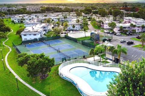 Condominio en venta en Miami, Florida, 1 dormitorio, 65.03 m2 № 2012190 - foto 24