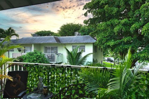 Condominio en venta en Miami, Florida, 1 dormitorio, 65.03 m2 № 2012190 - foto 8