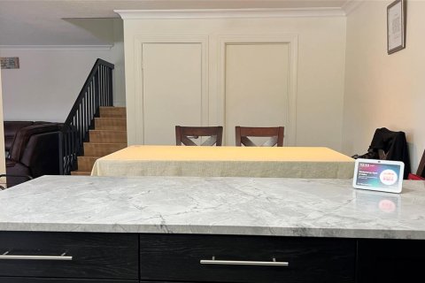 Touwnhouse à vendre à Deerfield Beach, Floride: 2 chambres, 114.83 m2 № 2082360 - photo 3