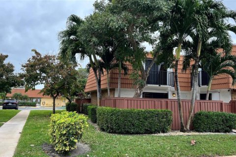Touwnhouse à vendre à Deerfield Beach, Floride: 2 chambres, 114.83 m2 № 2082360 - photo 22