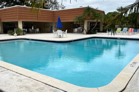 Touwnhouse à vendre à Deerfield Beach, Floride: 2 chambres, 114.83 m2 № 2082360 - photo 23