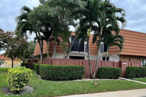 Touwnhouse à vendre à Deerfield Beach, Floride: 2 chambres, 114.83 m2 № 2082360 - photo 21