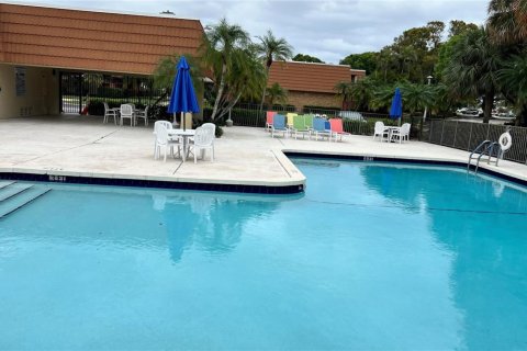 Touwnhouse à vendre à Deerfield Beach, Floride: 2 chambres, 114.83 m2 № 2082360 - photo 24