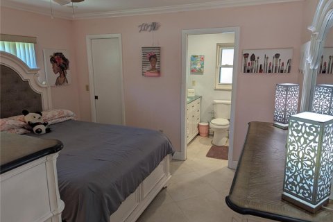 Casa en venta en Port Charlotte, Florida, 4 dormitorios, 192.03 m2 № 1634792 - foto 26