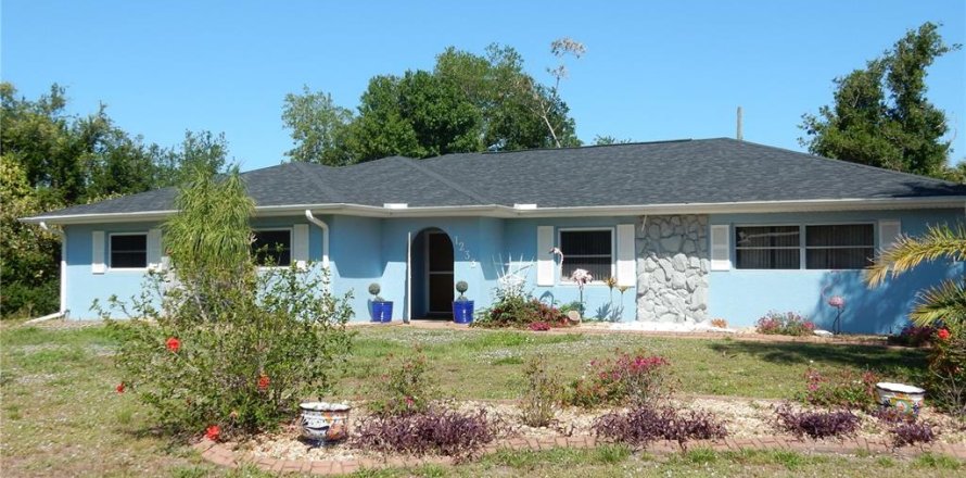 Casa en Port Charlotte, Florida 4 dormitorios, 192.03 m2 № 1634792
