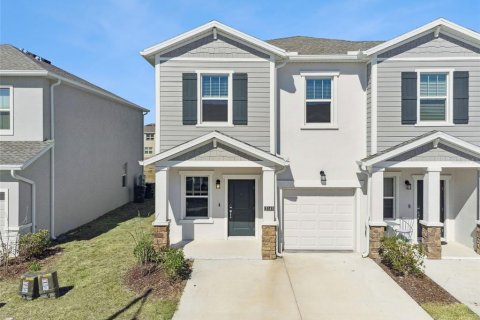 Adosado en Davenport, Florida 3 dormitorios, 175.4 m2 № 2108832