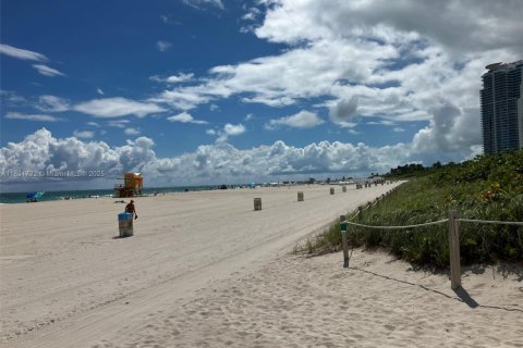 Copropriété à vendre à Miami Beach, Floride: 1 chambre, 38.09 m2 № 1945187 - photo 25